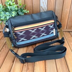 CHUMS crossbody utility bag | festival pouch | gorpcore outdoors | belt bag